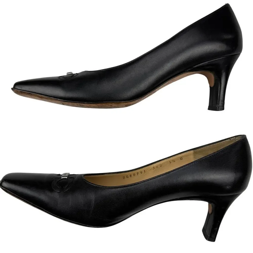 SALVATORE FERRAGAMO Metal Logo Classic Black Leather Heel Size 5.5 Made In Italy